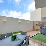 Daire 2br Gozo Escape With Private Tub & Backyard By 360 Estates *