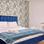 2br Gozo Escape With Private Tub & Backyard By 360 Estates Daire Ta' Abram