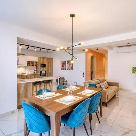 2br Gozo Escape With Private Tub & Backyard By 360 Estates Daire