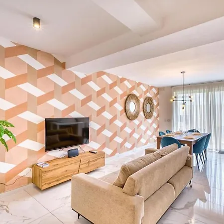 דירה 2br Gozo Escape With Private Tub & Backyard By 360 Estates
